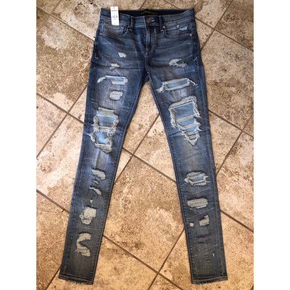 👖 Express Patch Distressed Skinnies 👖 - Picture 1 of 3